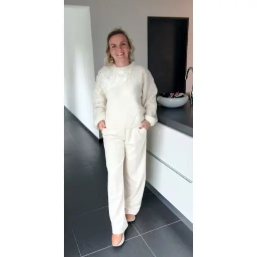 eleaka pull flore blanc 5.webp