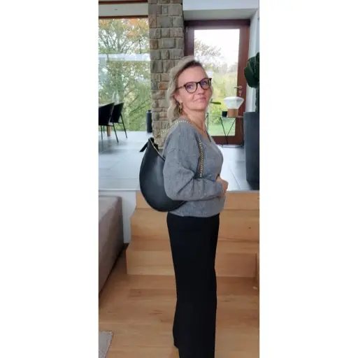 eleaka pull edmee gris 2.webp