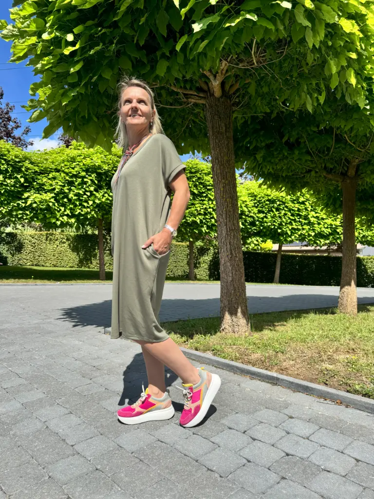 eleaka_robe_vea_kaki1 (Image ELEAKA).webp