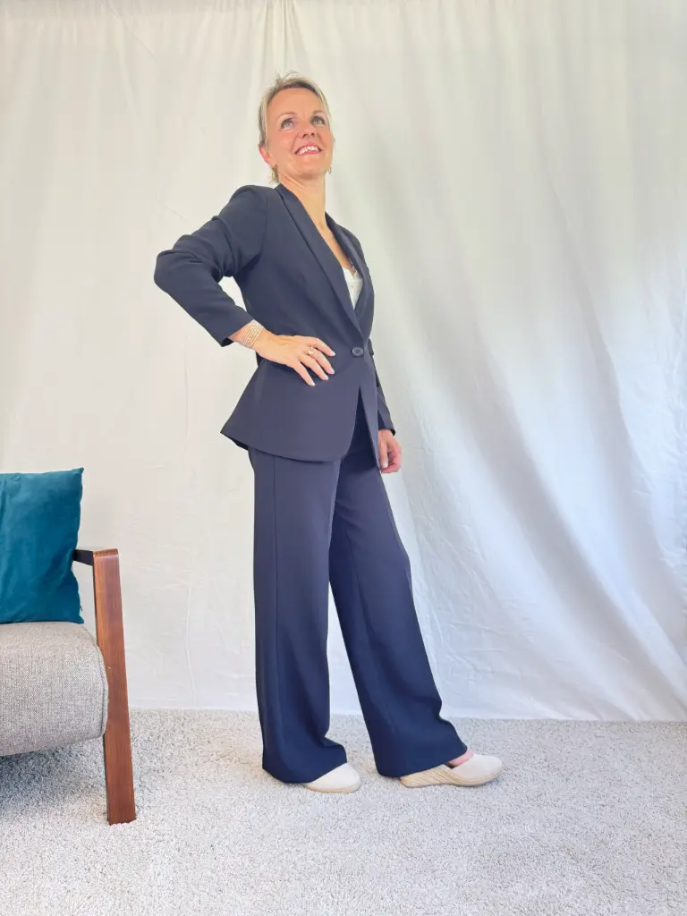 eleaka_tailleur_majora_2.webp