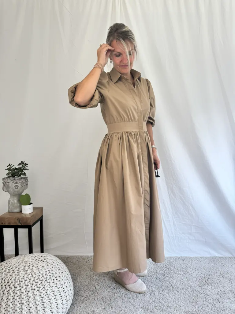 eleaka_robe_carmel_7.webp