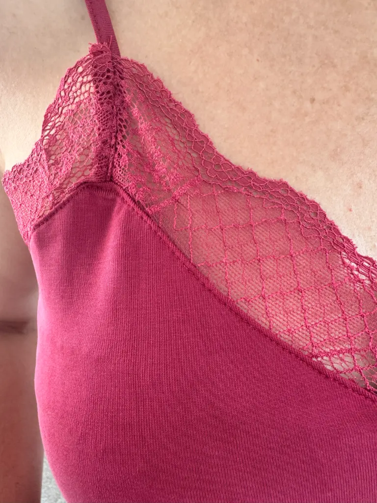 eleaka_top_framia_3.webp