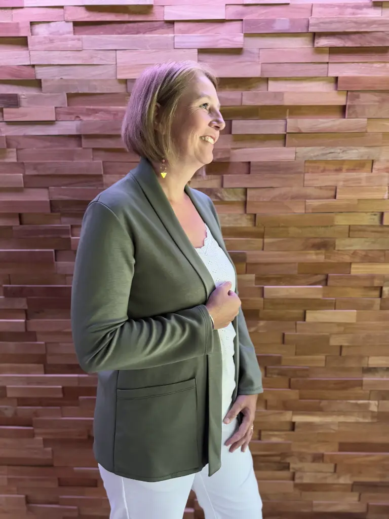 IMG_E8587 (Custom).webp