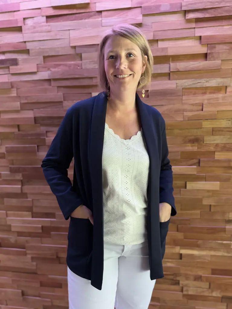 IMG_E8583 (Custom).webp