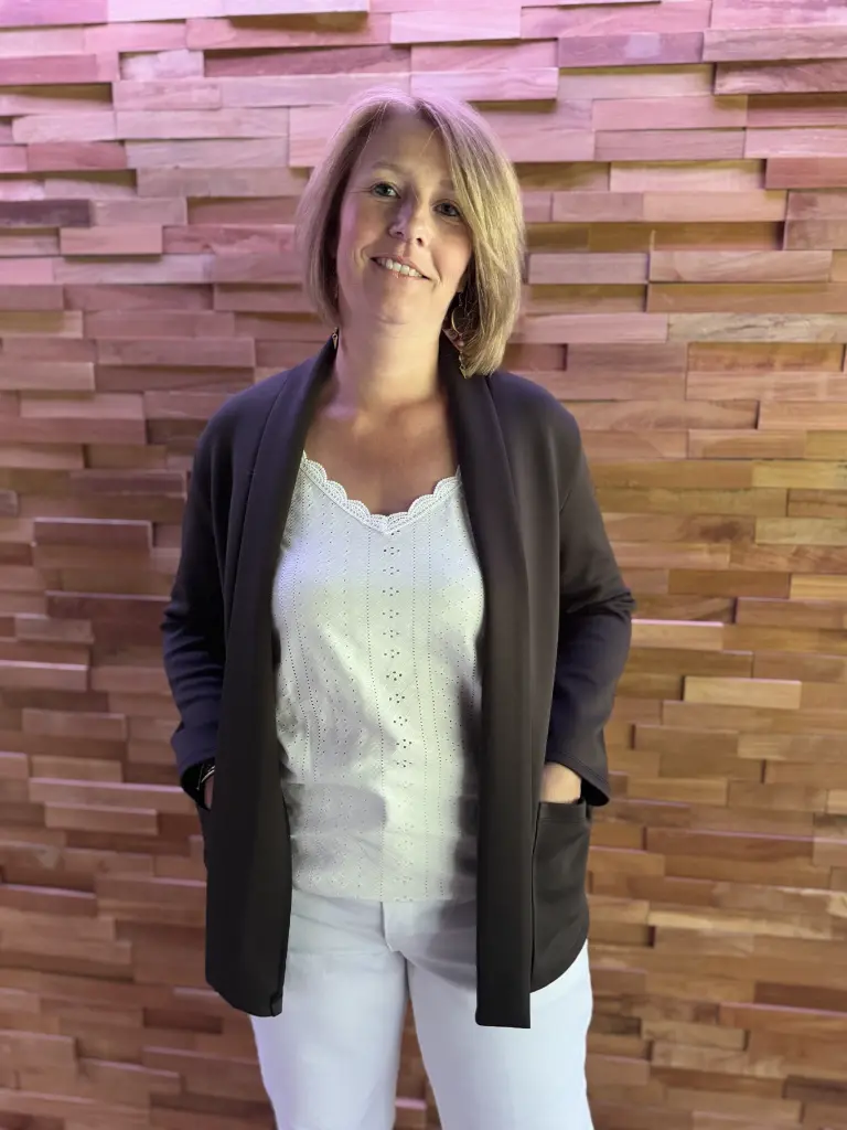 IMG_E8579 (Custom).webp