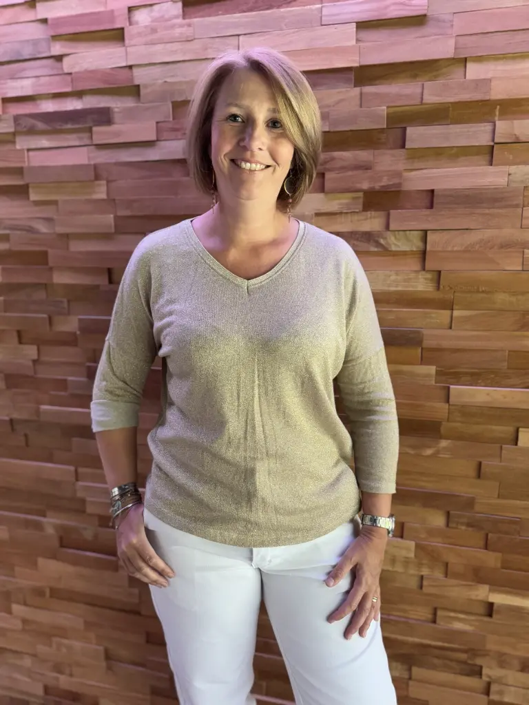 IMG_E8563 (Custom).webp