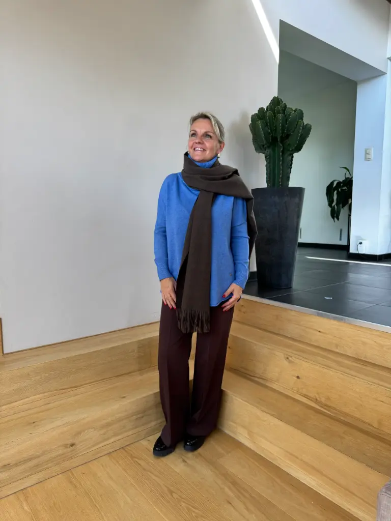 Pull Céline bleu roi 